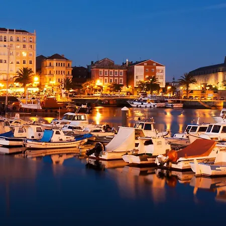 بيت للعطل A Calzada *