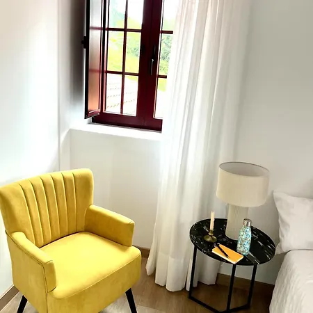 بيت للعطل A Calzada سيديريا